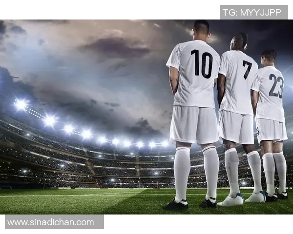 马内的足球传奇之路:从非洲草原到欧洲顶级联赛的辉煌历程 马内的足球传奇之路:从非洲草原到欧洲顶级联赛的辉煌历程