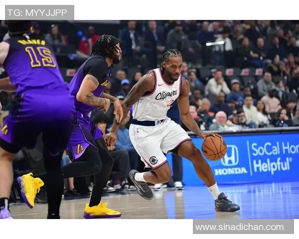 伦纳德在对阵76人的精彩表现集锦回顾与分析